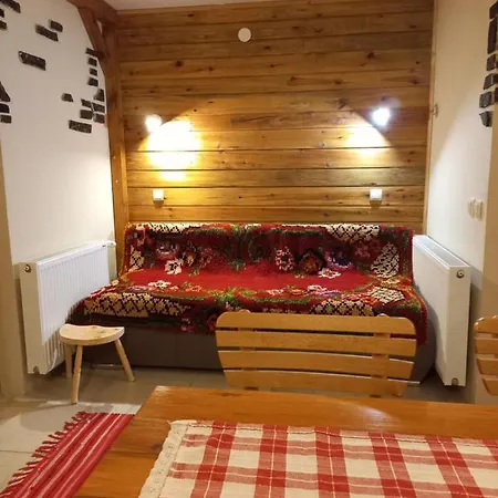 Konaci Gradina * Баина-Башта